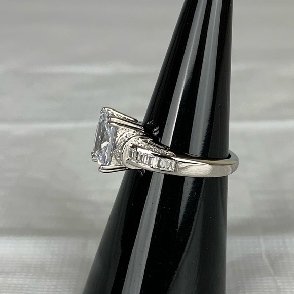 Sterling Silver Radiant Cut CZ Ring - Picture 3 of 6